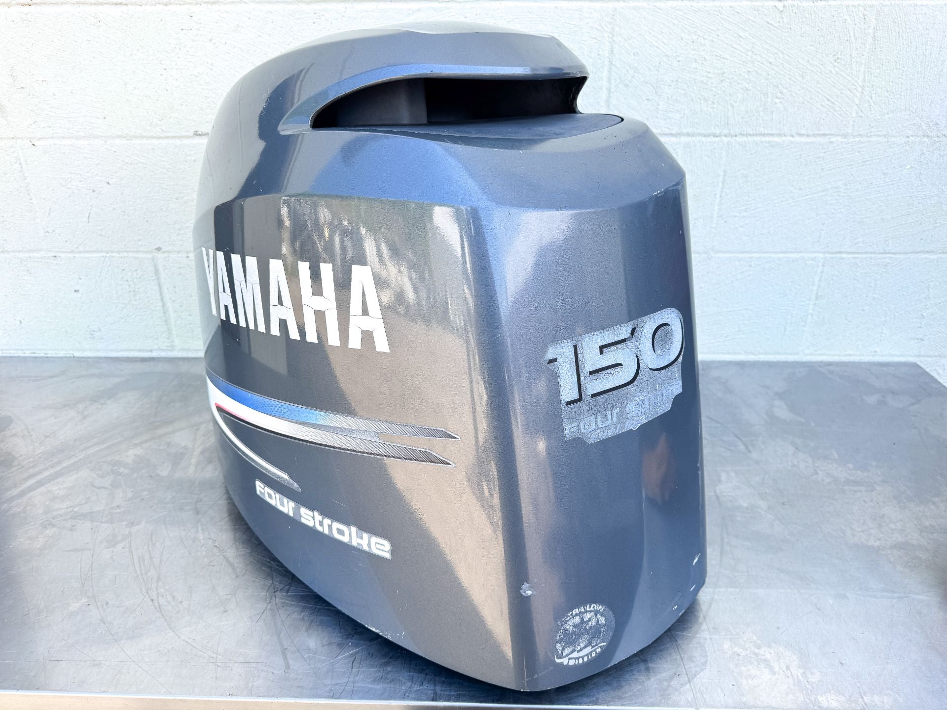 2004-2011 Yamaha 150HP 4 Stroke Outboard Top Cover Cowling Hood