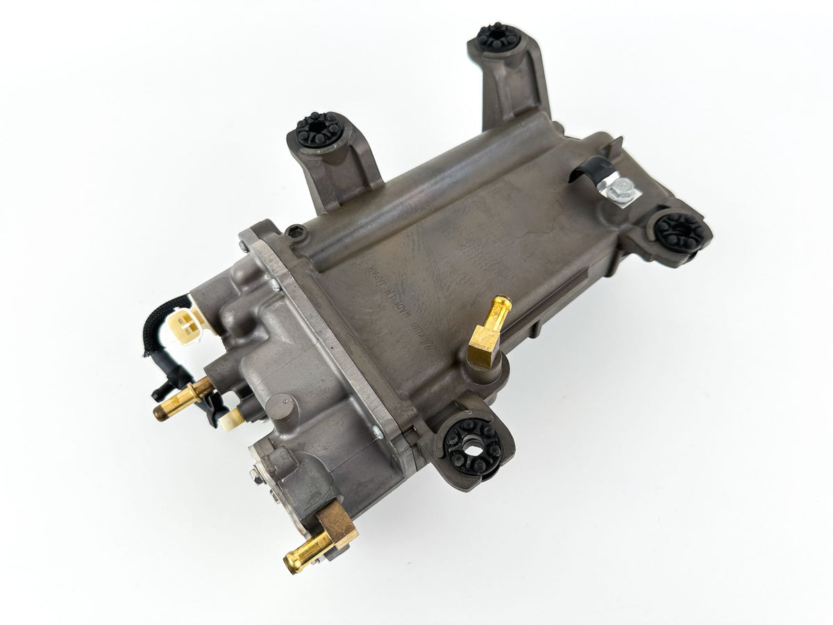 2014 Yamaha 200 HP 4 Stroke Outboard VST Float Chamber Assembly 6DA-14180-00-00 OEM
