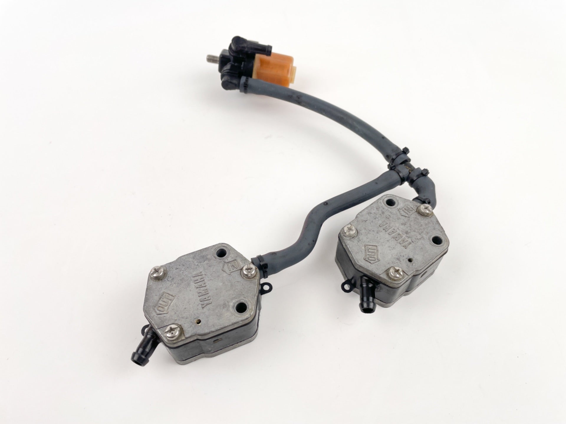 2002 Yamaha 150 HP 2 Stroke Outboard Fuel Pump W/ Filter Assembly 6E5-24410-03-00 OEM