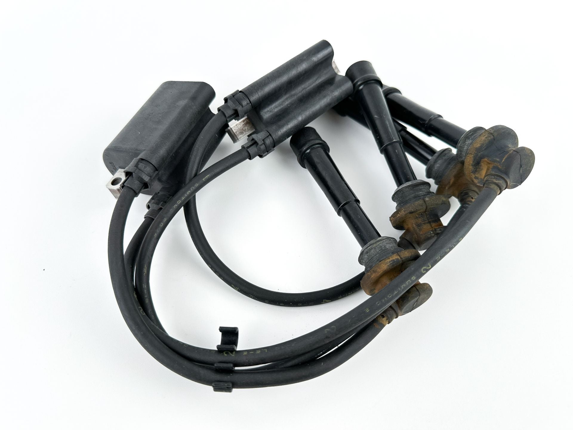 2005 Suzuki 115 HP 4 Stroke Outboard Ignition Coil Set 33410-90J00 OEM