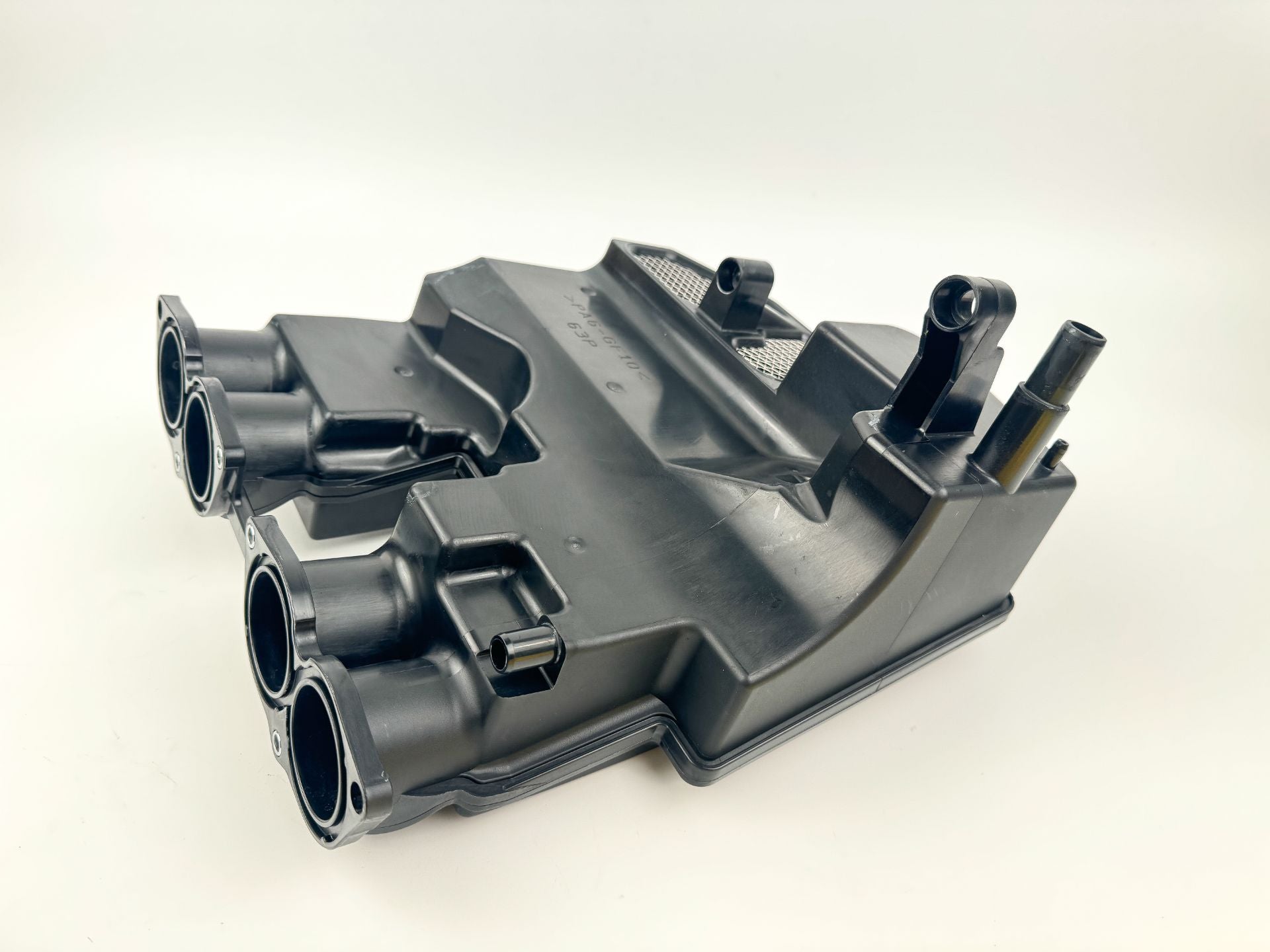 2018 Yamaha 150 HP 4 Stroke Outboard Intake Air Silencer Assembly 63P-14440-00-00 OEM