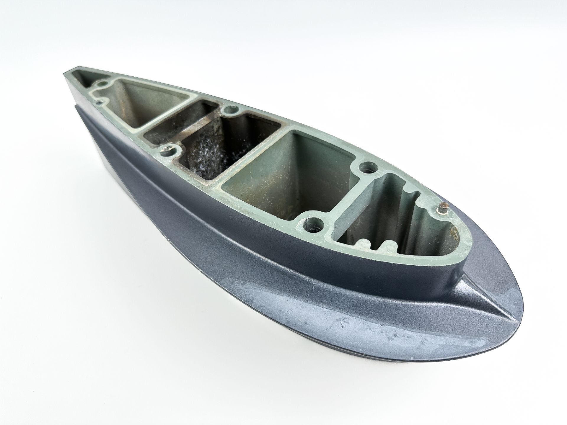 2000 Yamaha 100 HP 4 Stroke Outboard Midsection Extension / Spacer 688-45211-01-4D OEM