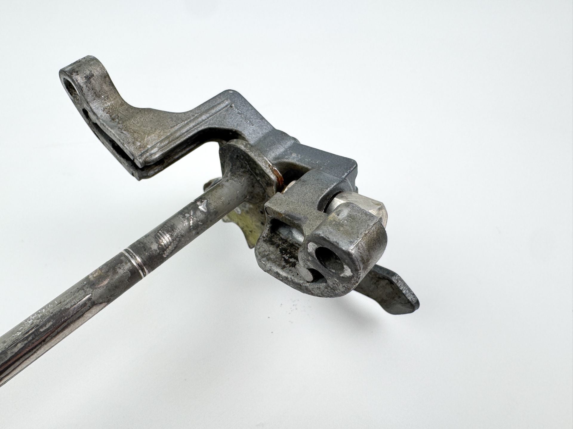 2003 Yamaha 115 HP 4 Stroke Outboard 20" Long Shift Shaft 68V-44120-10-00 OEM