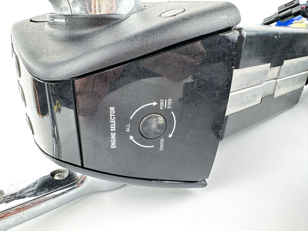 Yamaha Outboard DEC 6x6 Triple Engine Top Mount Binnacle Control Box