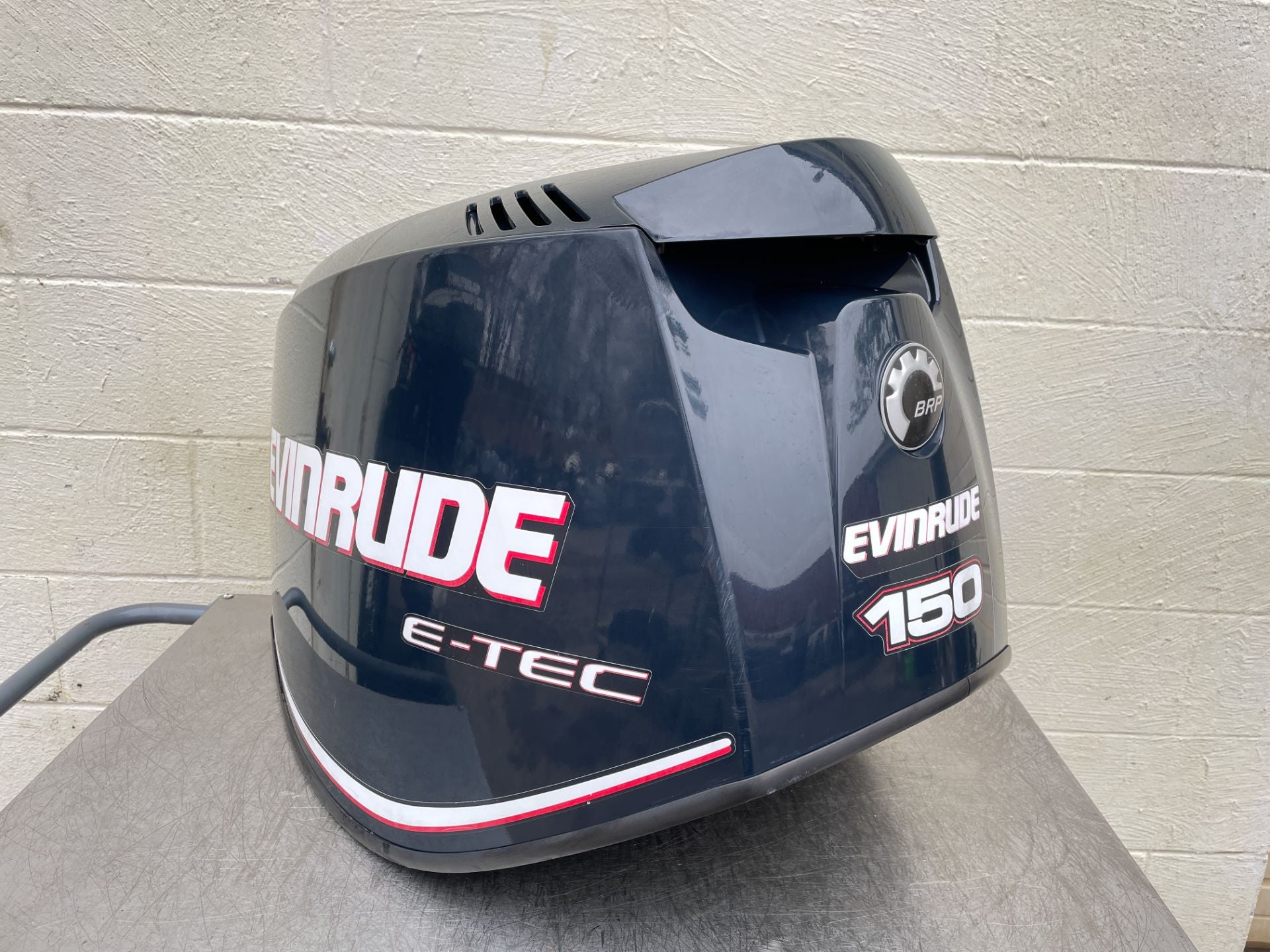 2013 Evinrude 150 HP 2 Stroke Outboard Top Cowling 0285749 OEM