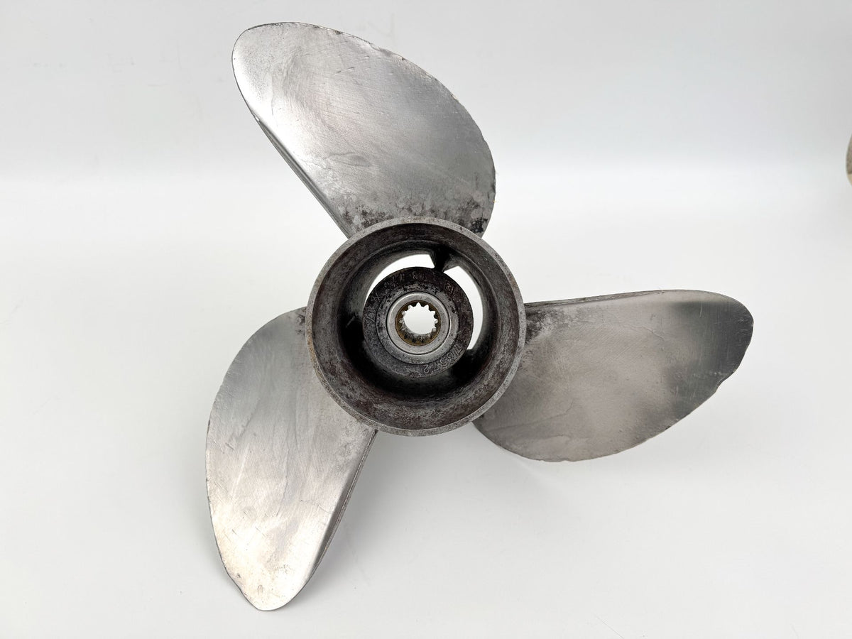 Johnson Evinrude Propeller Prop 13 7/8 x 17 176572