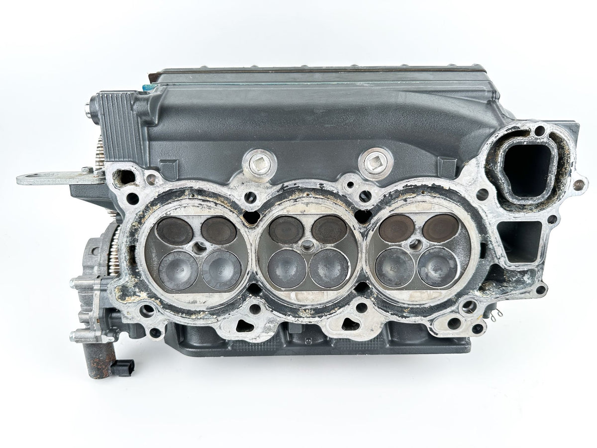 2009 Yamaha 250 HP 4 Stroke Outboard Starboard Cylinder Head 6P2-W009A-02-9S OEM