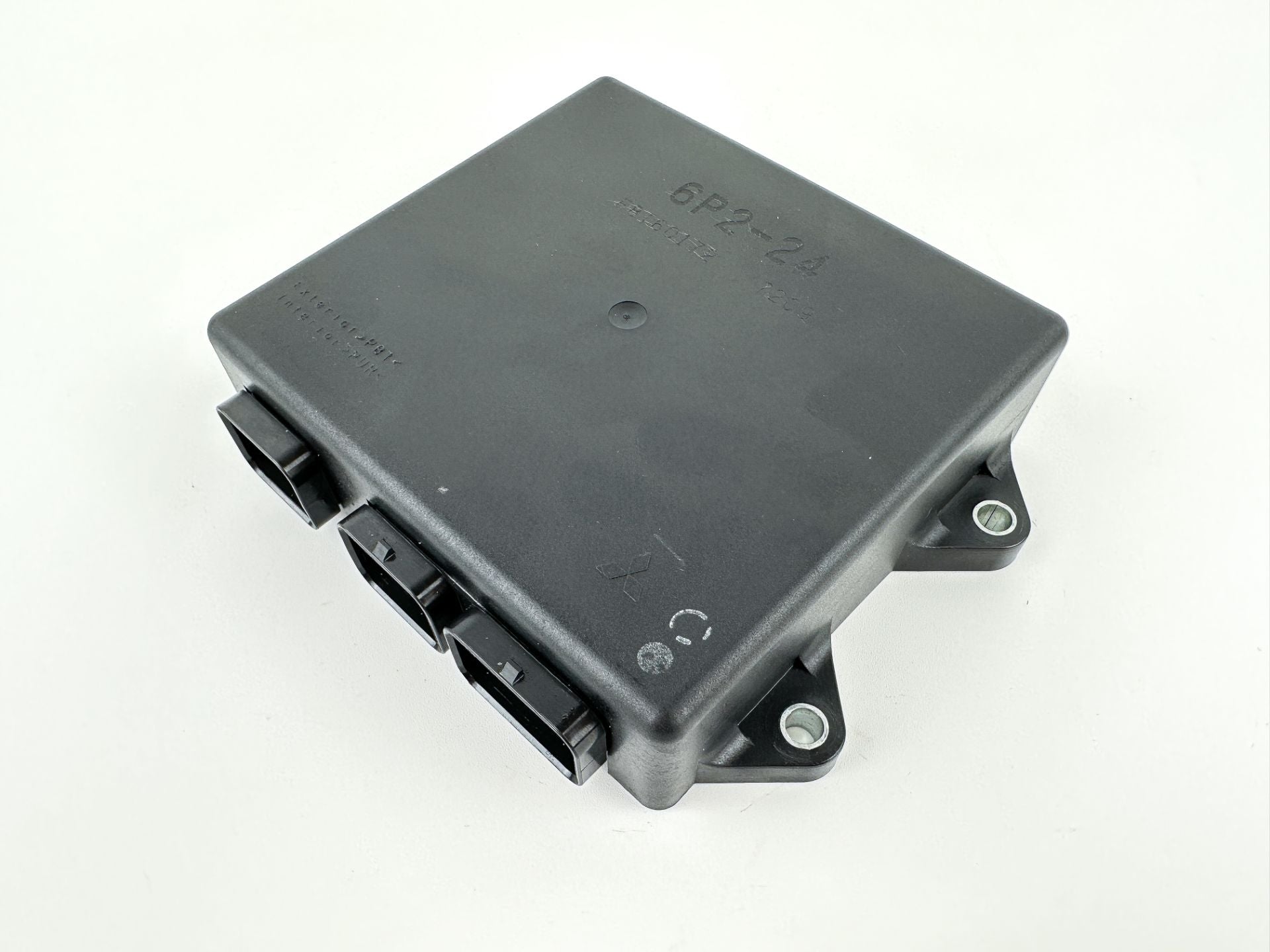 2007 Yamaha 250 HP 4 Stroke Outboard Engine Control Unit ECU 6P2-8591A-24-00 OEM