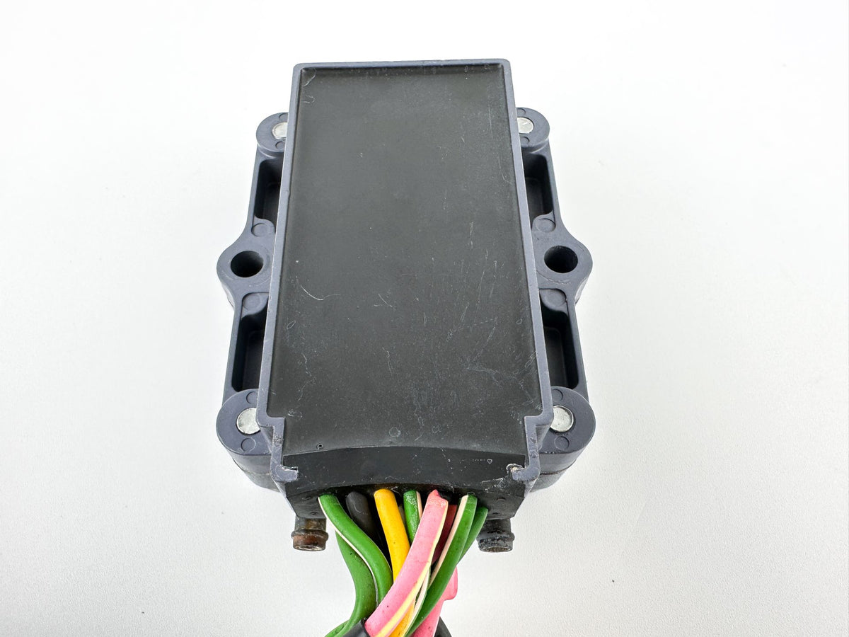 2004 Yamaha 225 HP 4 Stroke Outboard Rectifier & Regulator 69J-81960-11-00 OEM