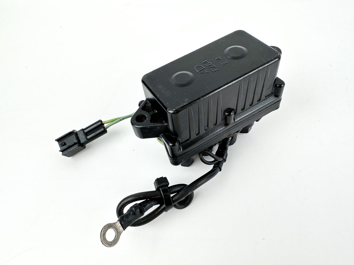 2003 Yamaha 200 HP 2 Stroke Outboard Trim Tilt Relay 68F-81950-01-00 OEM