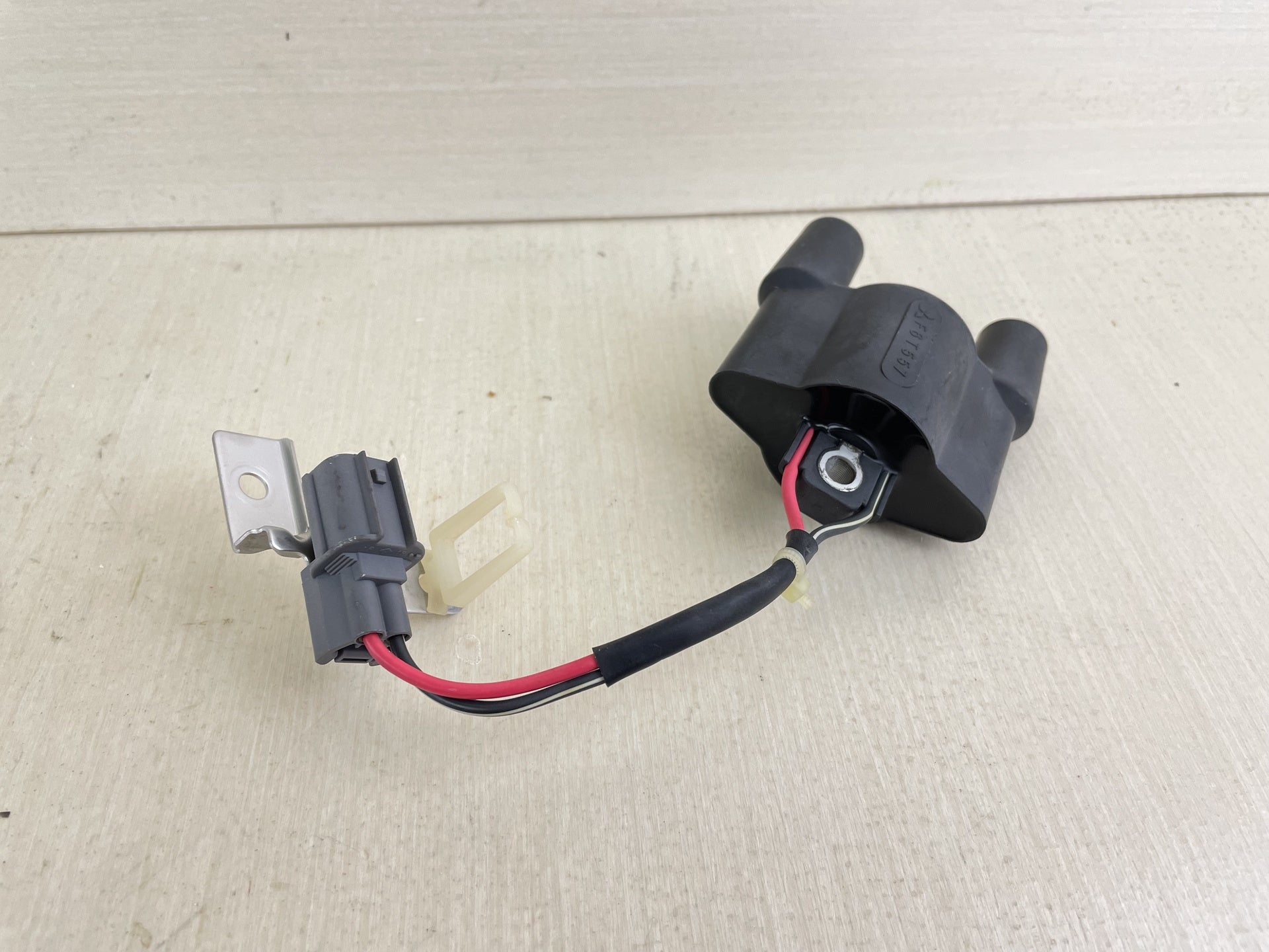 04 - 2021 Yamaha Outboard Ignition Coil 50 60 70 75 90 115 150 HP