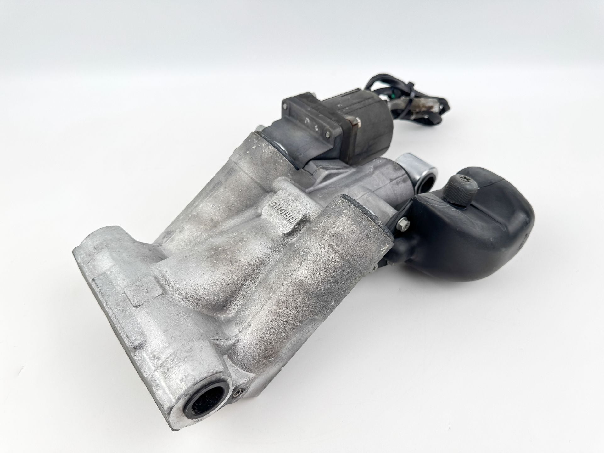 2002 + Honda 90 115 130 135 150 200 225 HP Outboard Power Trim Tilt Unit