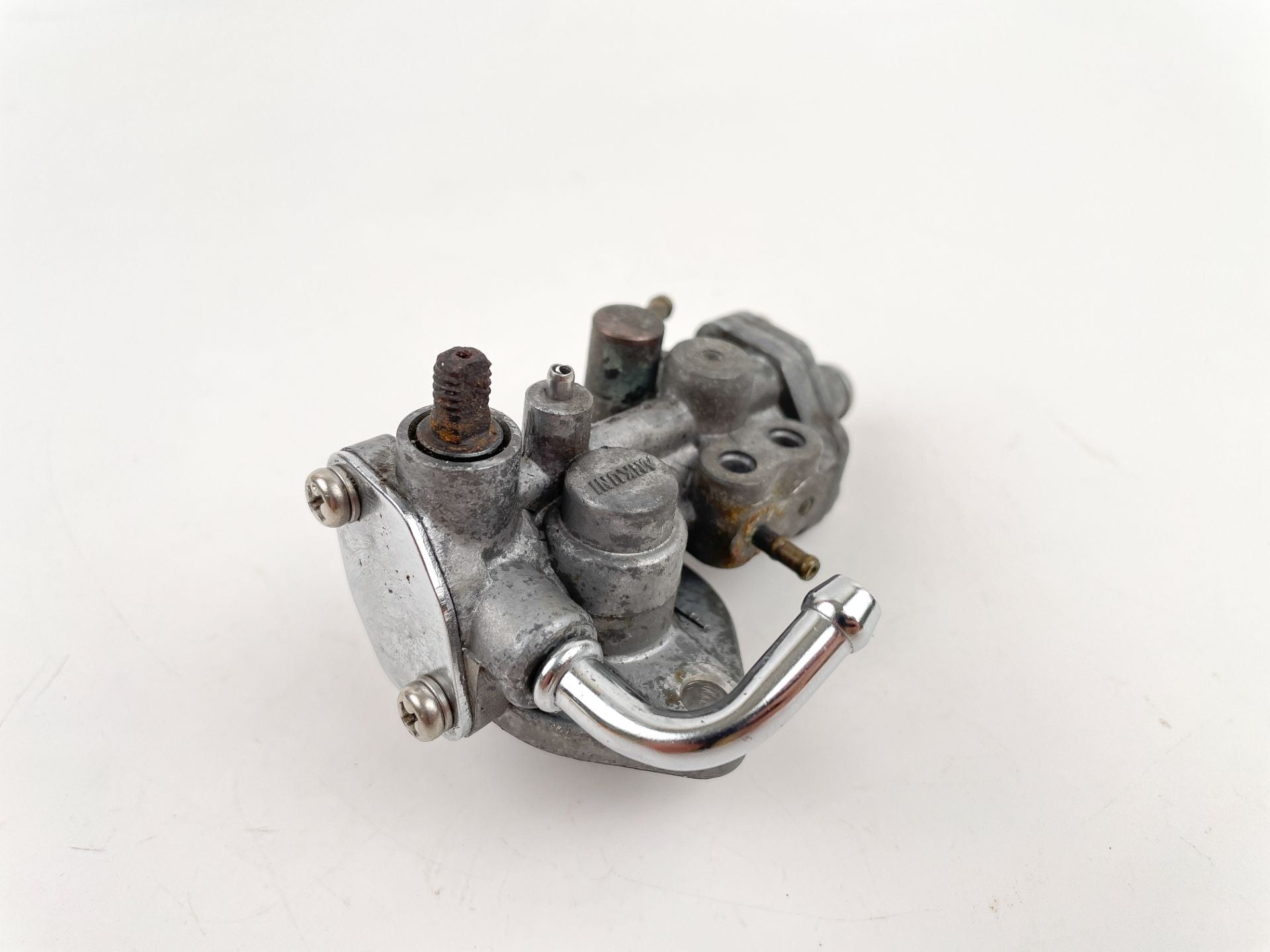 1999 Yamaha 30 HP 2 Stroke Outboard Oil Pump 6J8-13200-01-00 OEM