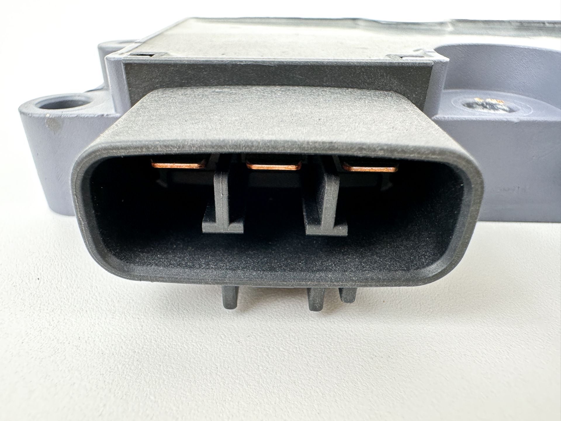 2004 Yamaha 150 HP 4 Stroke Outboard Rectifier & Regulator 63P-81960-00-00 Tested