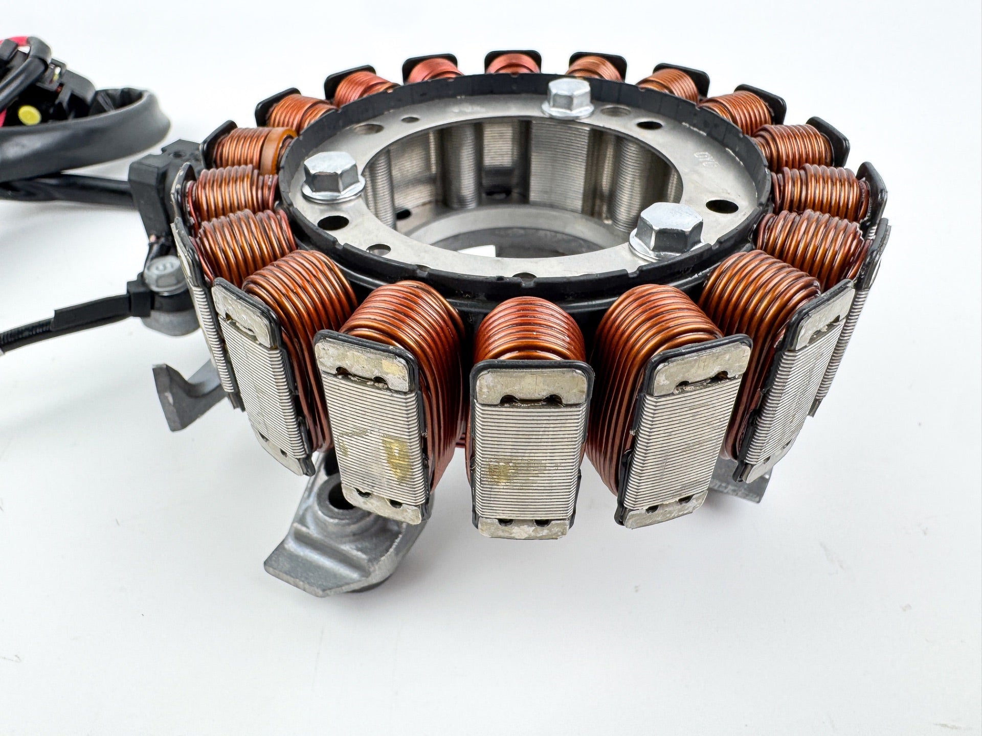 2014 Yamaha 60 HP 4 Stroke Outboard Coil Pulser Base Stator Assembly OEM