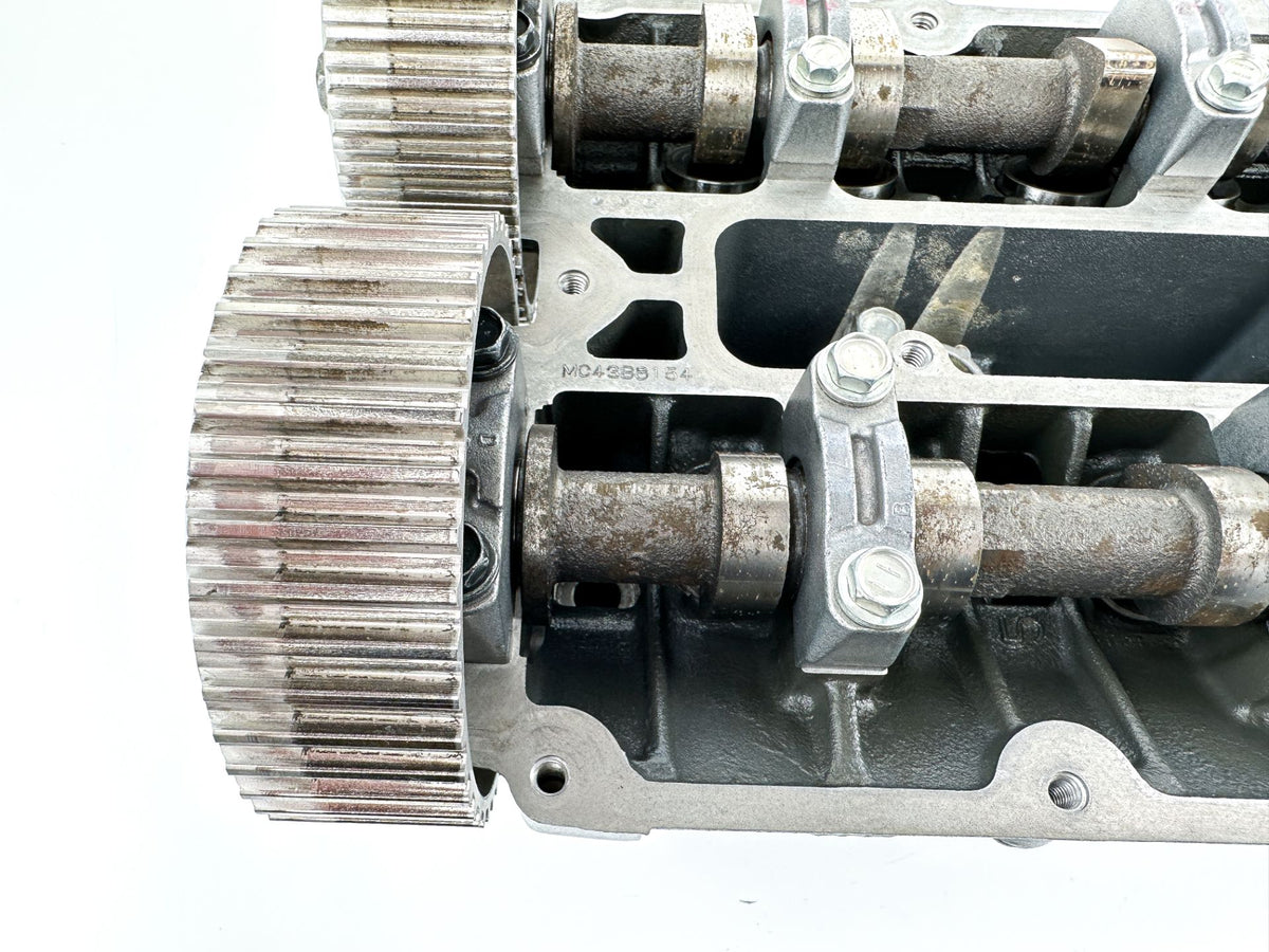 2013 Yamaha 115 HP 4 Stroke Outboard Cylinder Head 68V-W009A-08-9S OEM
