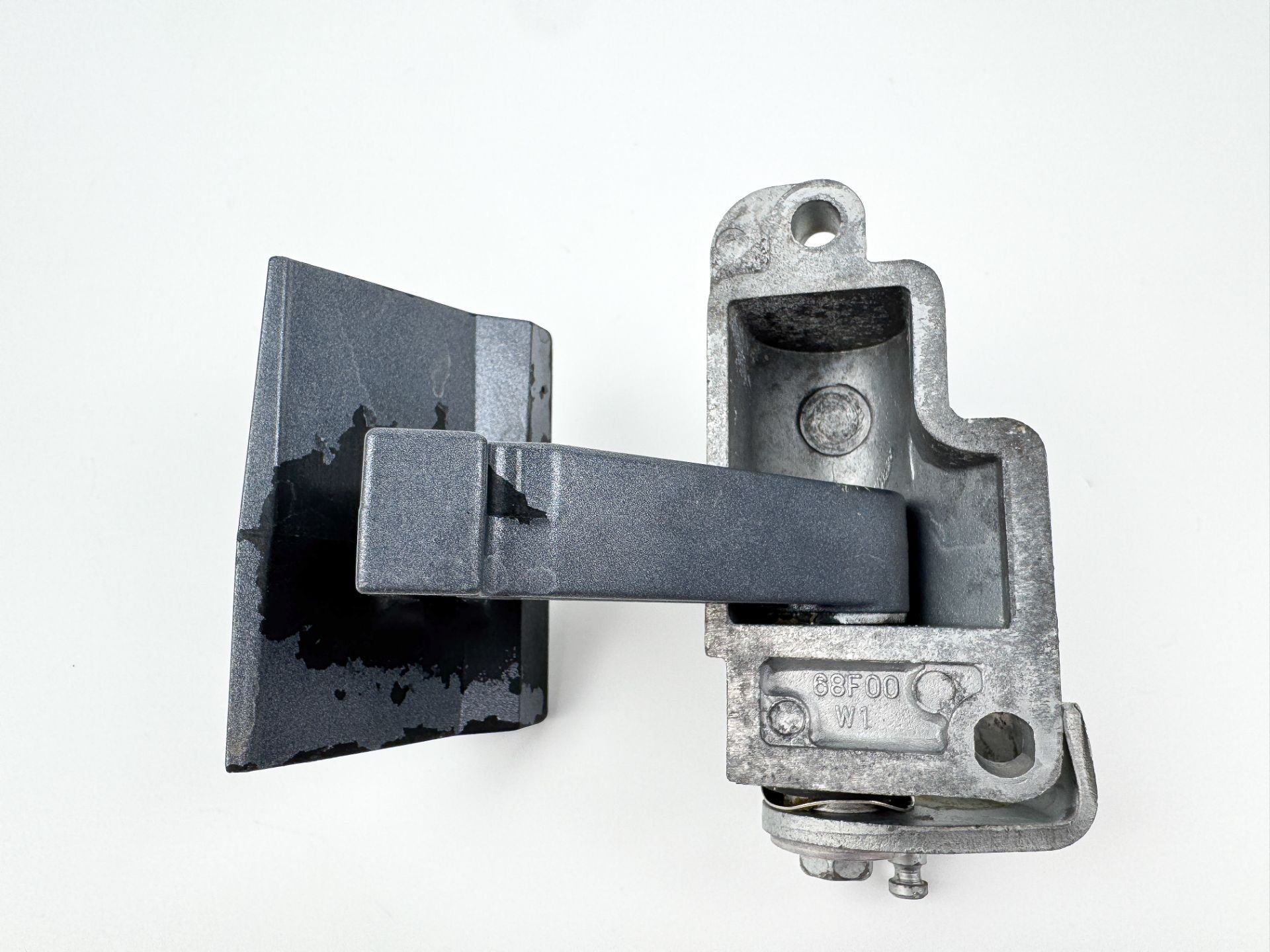 2004 Yamaha 150 HP 4 Stroke Outboard Latch Handle Set 63P-42815-00-8D OEM