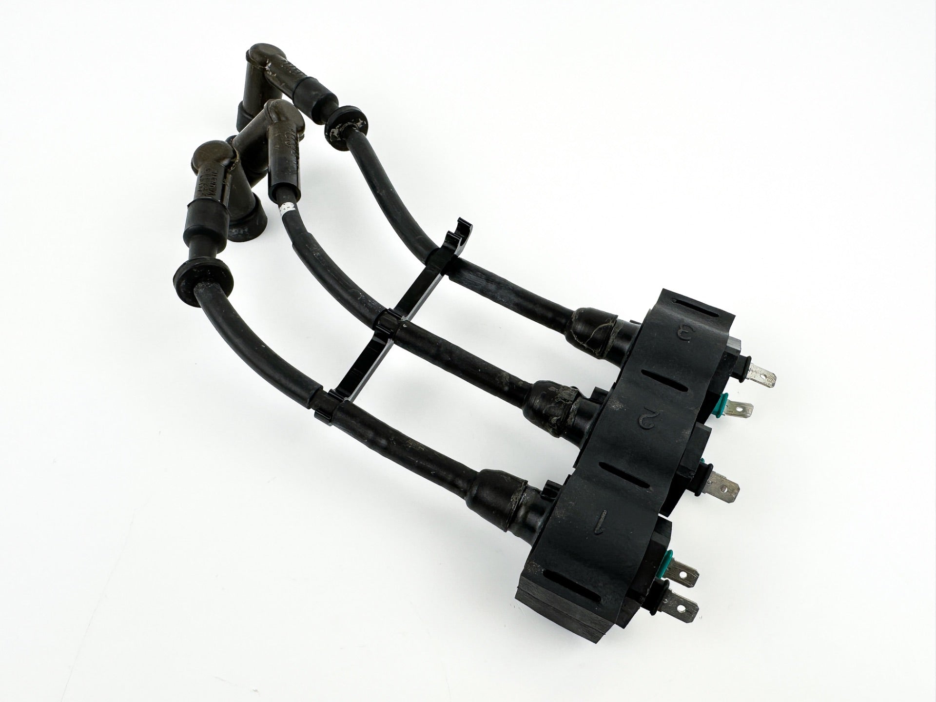 1996 Honda 50 HP 4 Stroke Outboard Ignition Coil Set 30513-ZV5-003 OEM