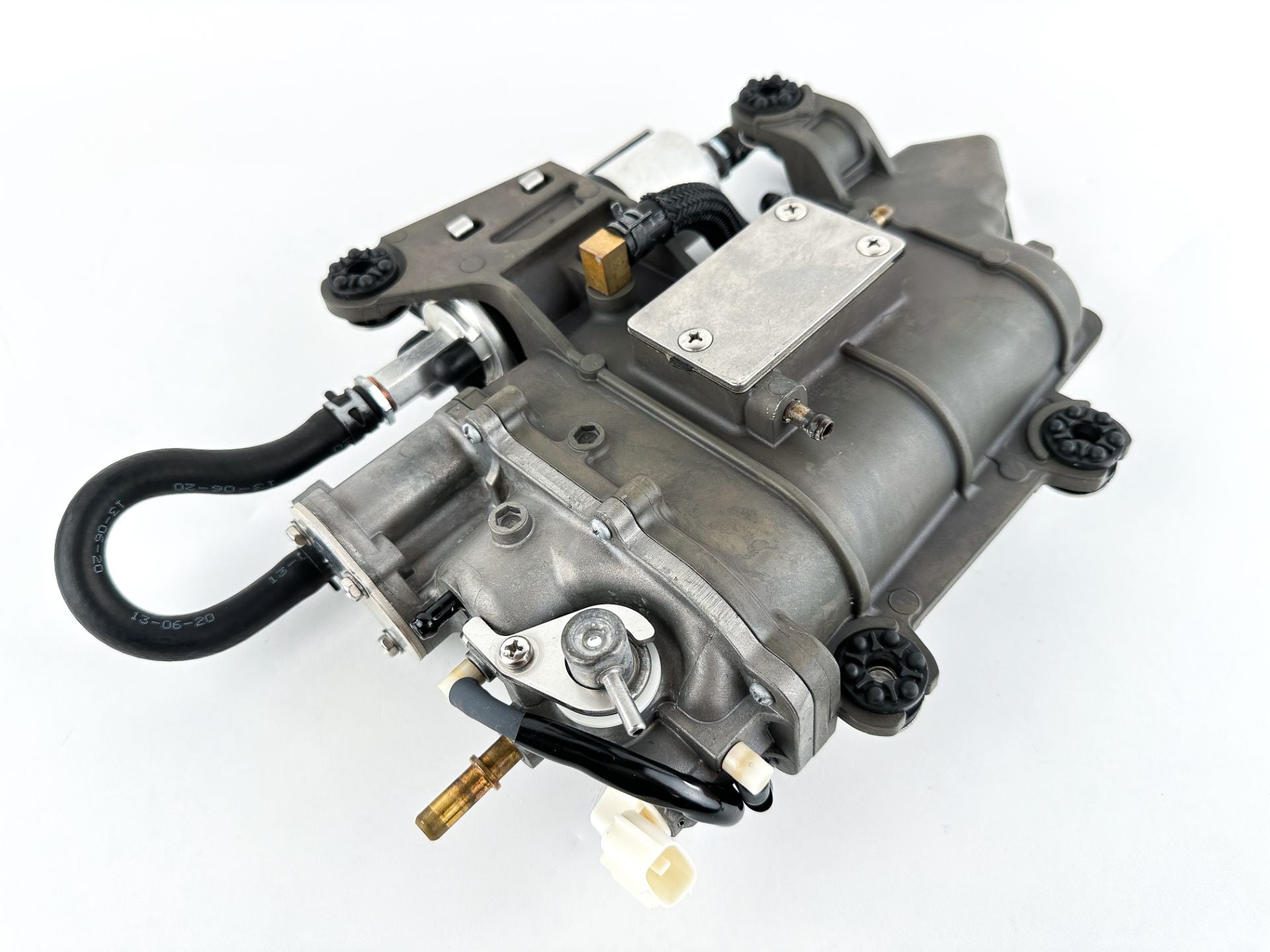 2013 Yamaha 350 HP 4 Stroke Outboard VST Float Chamber Assembly 6AW-14180-21-00 OEM