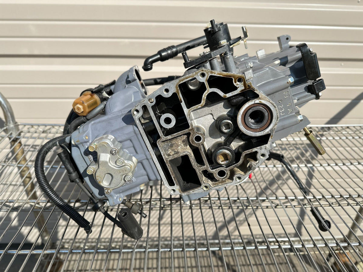 2005 Yamaha 25 HP 4 Stroke Outboard Powerhead 65W-W009B-12-1S OEM