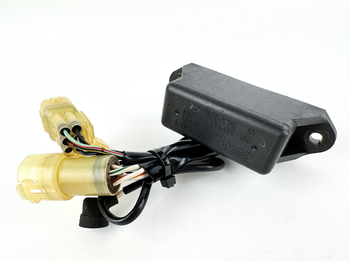 2004 Honda 135 HP 4 Stroke Outboard Main Relay 38580-ZY6-013 OEM