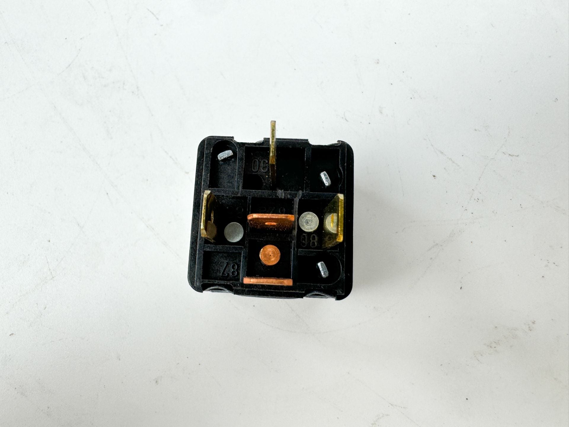 Volvo Penta Relay Housing 853518-9 Brand New OEM