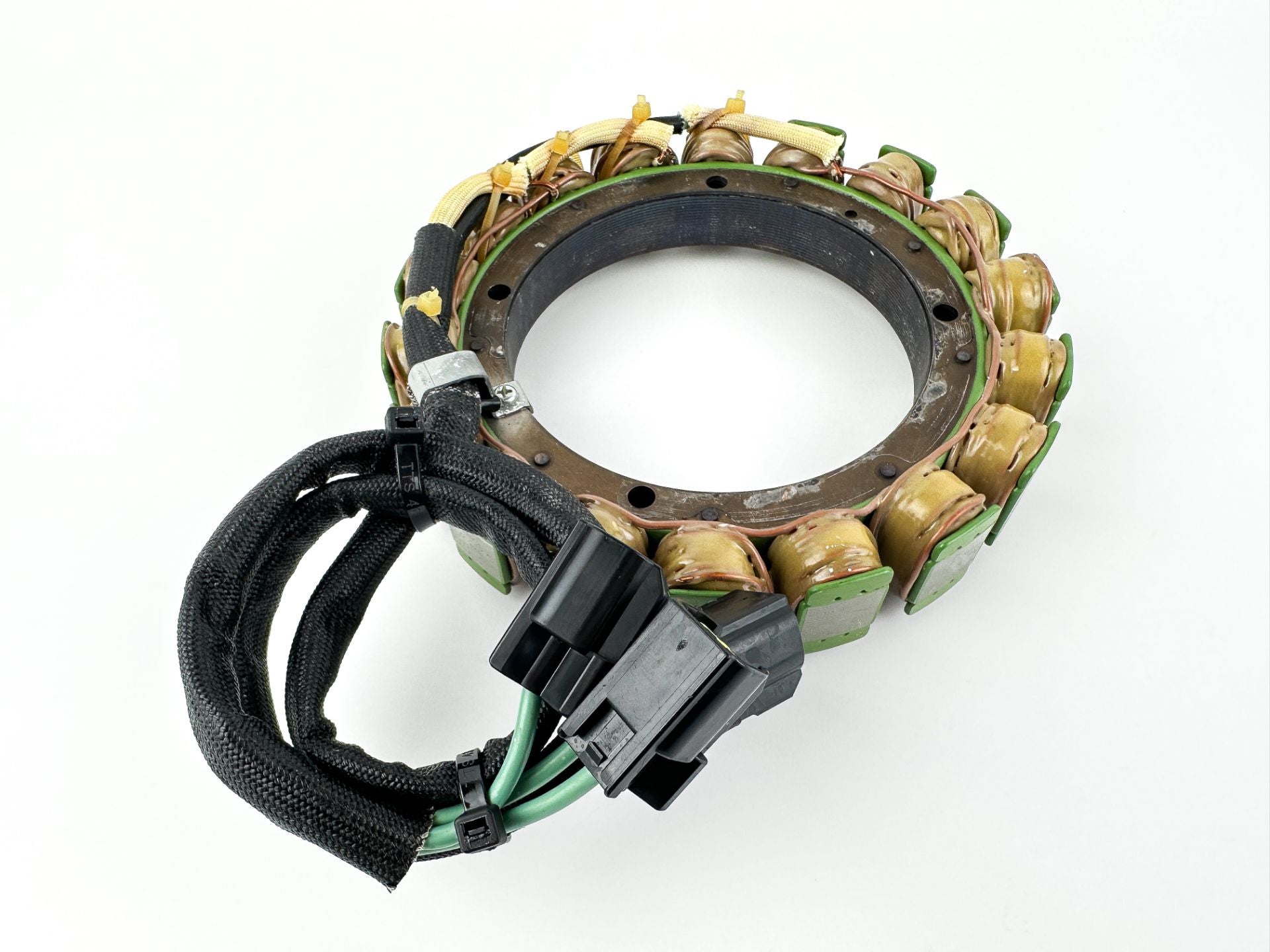 2009 Yamaha 225 HP 2 Stroke Outboard Stator Assembly 60V-81410-02-00 Tested Fresh Water 74 Hours