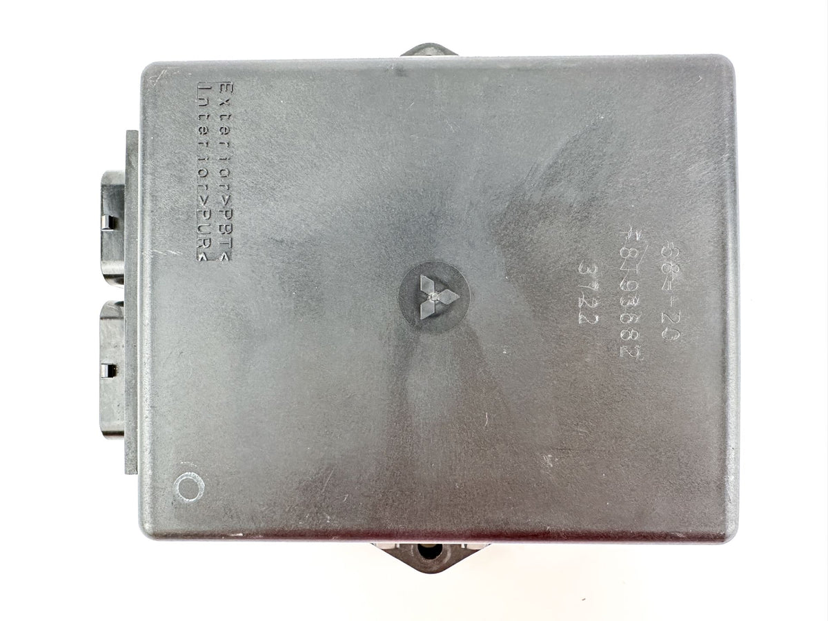 2004 Yamaha 150 HP 2 Stroke Outboard Engine Control Unit ECU 68J-8591A-20-00 OEM