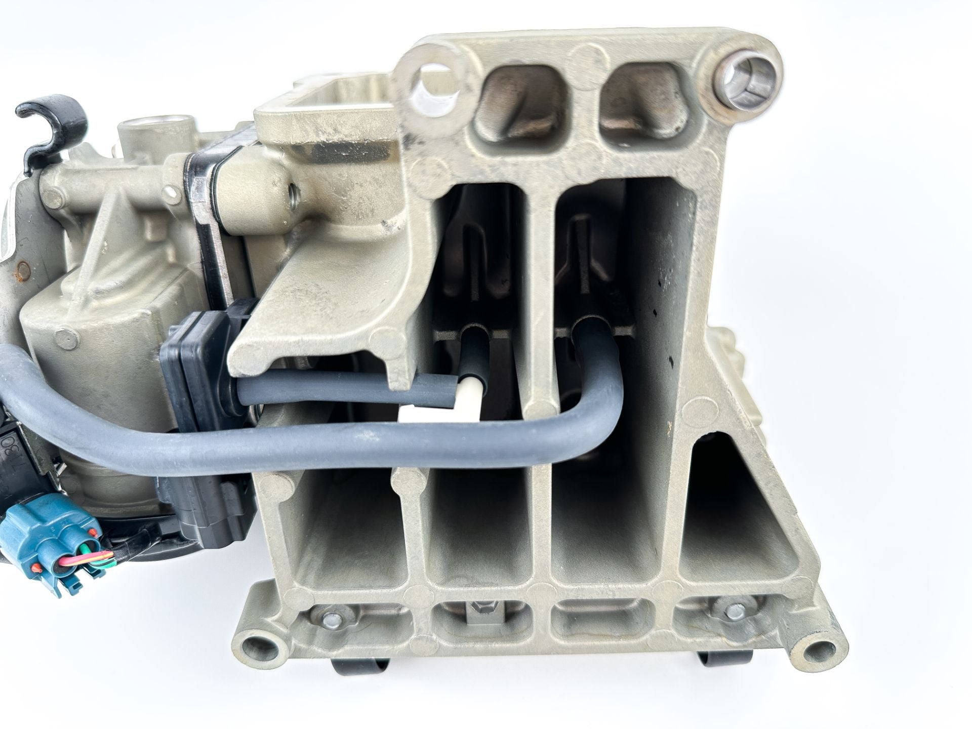2007 Yamaha 250 HP 4 Stroke Outboard Intake Manifold & Throttle Body 6P2-13750-00-00 OEM