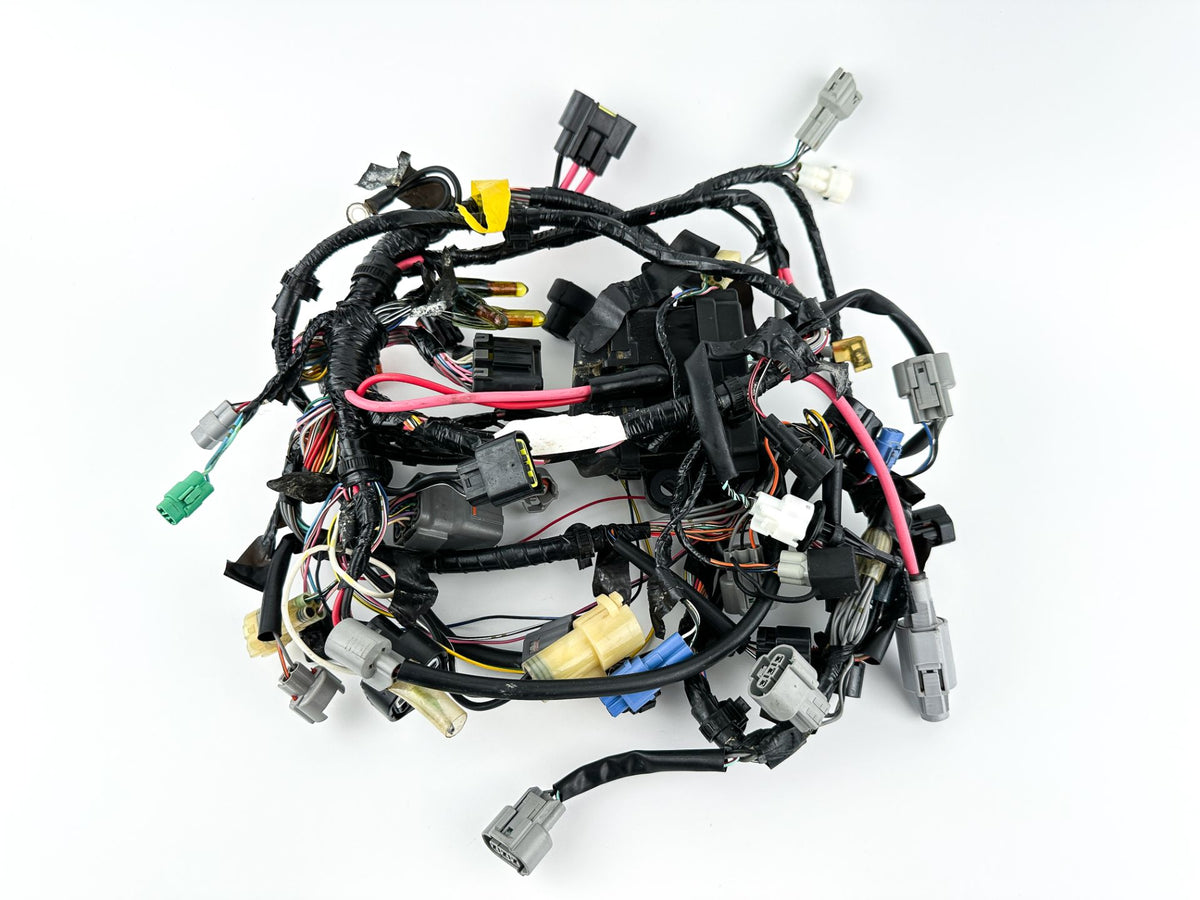 2017 Suzuki 200 HP 4 Stroke Outboard Engine Wire Harness 36610-96L51 OEM