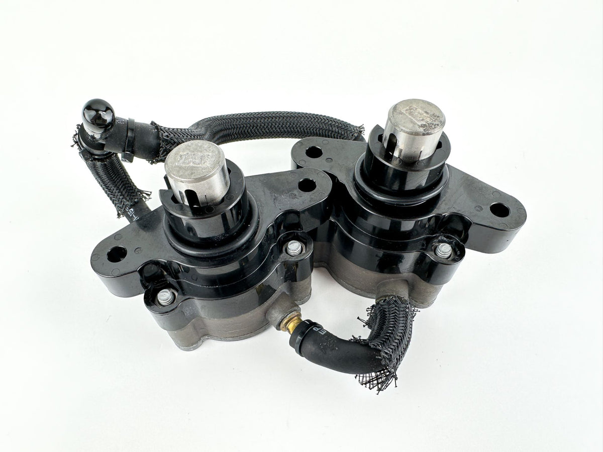 2012 Yamaha 150 HP 4 Stroke Outboard Fuel Pump Set 63P-24410-10-00 OEM