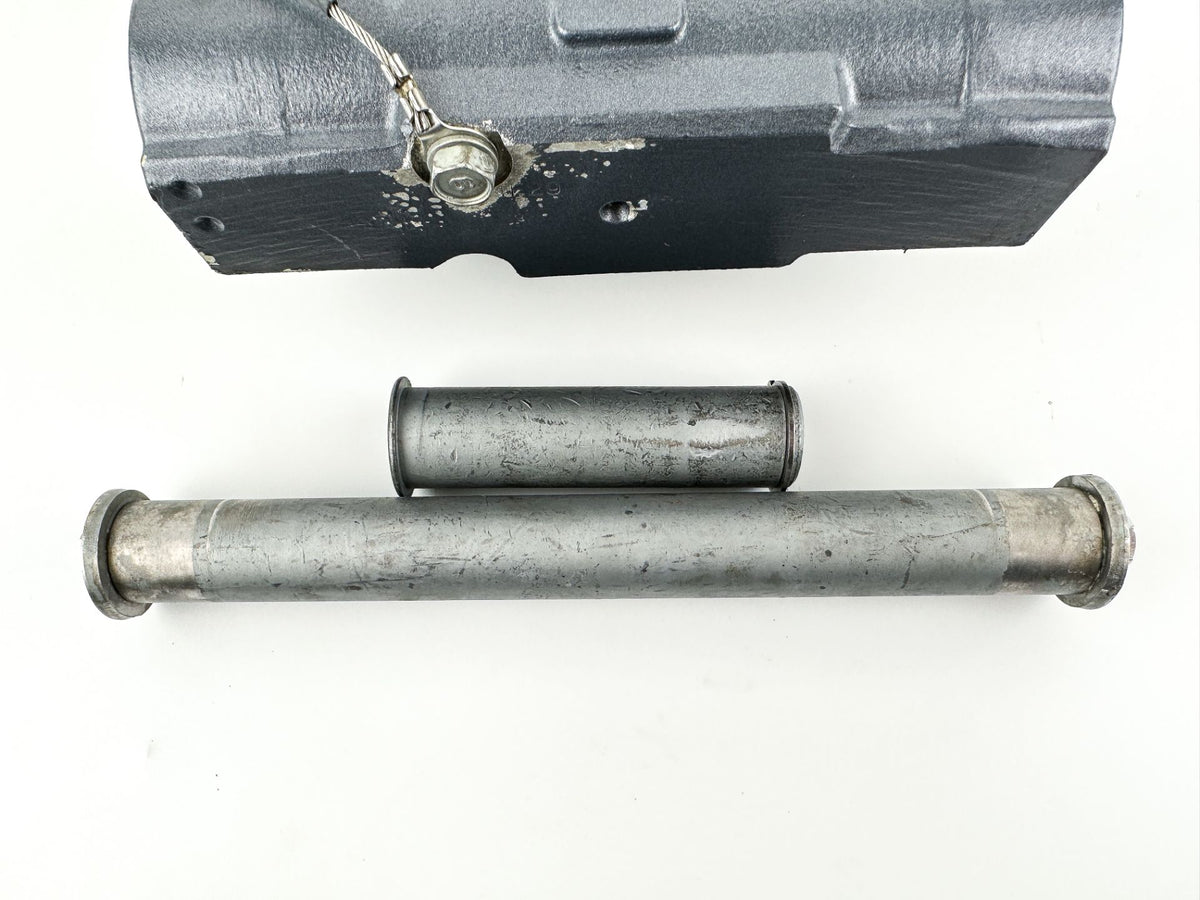 Yamaha 150HP Outboard Engine Power Trim & Tilt Unit Assembly - Tested