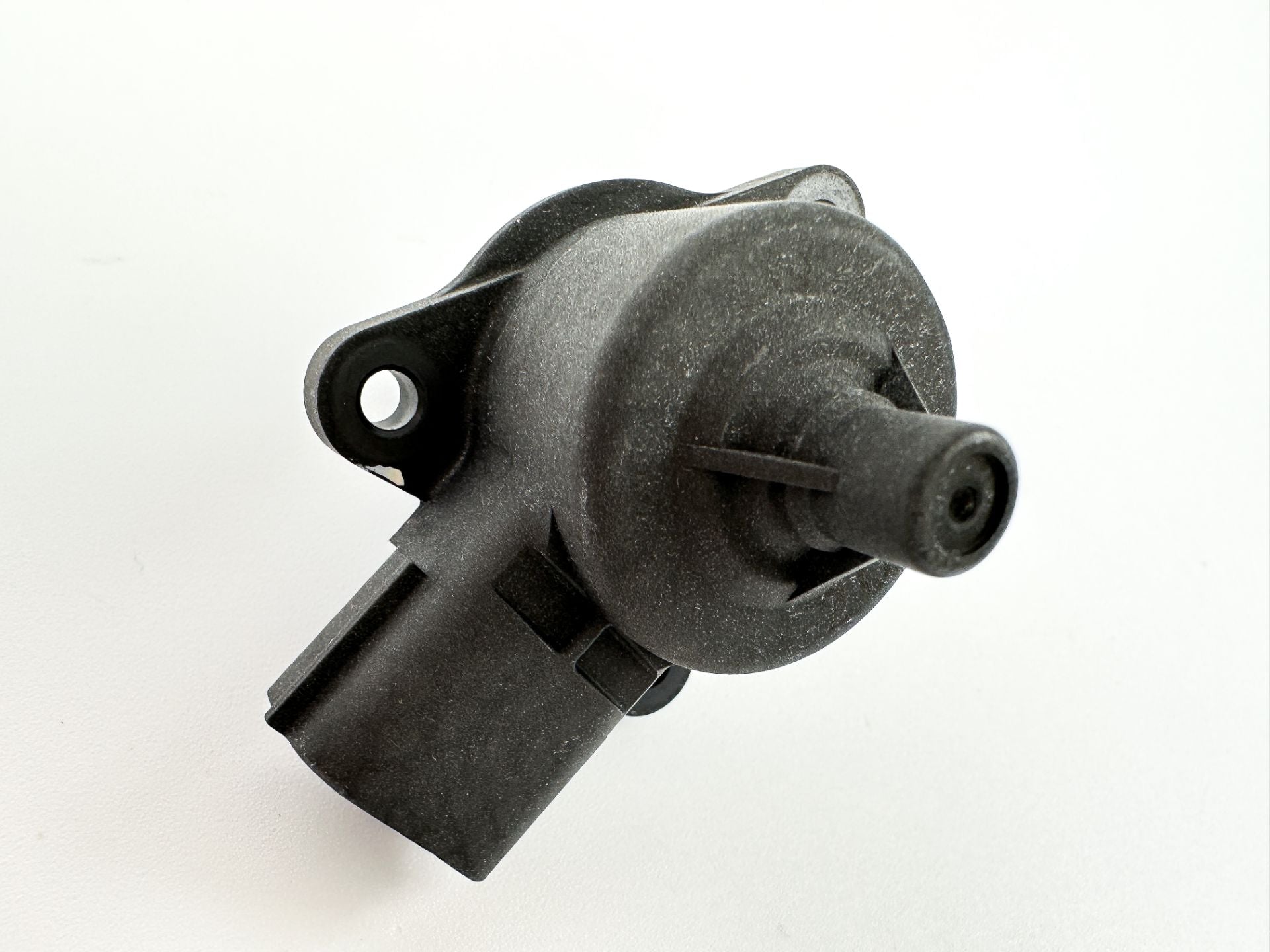 Yamaha 150HP 4 Stroke Outboard IAC Idle Air Control Valve 63P-1312A-01-00 05 - 2021
