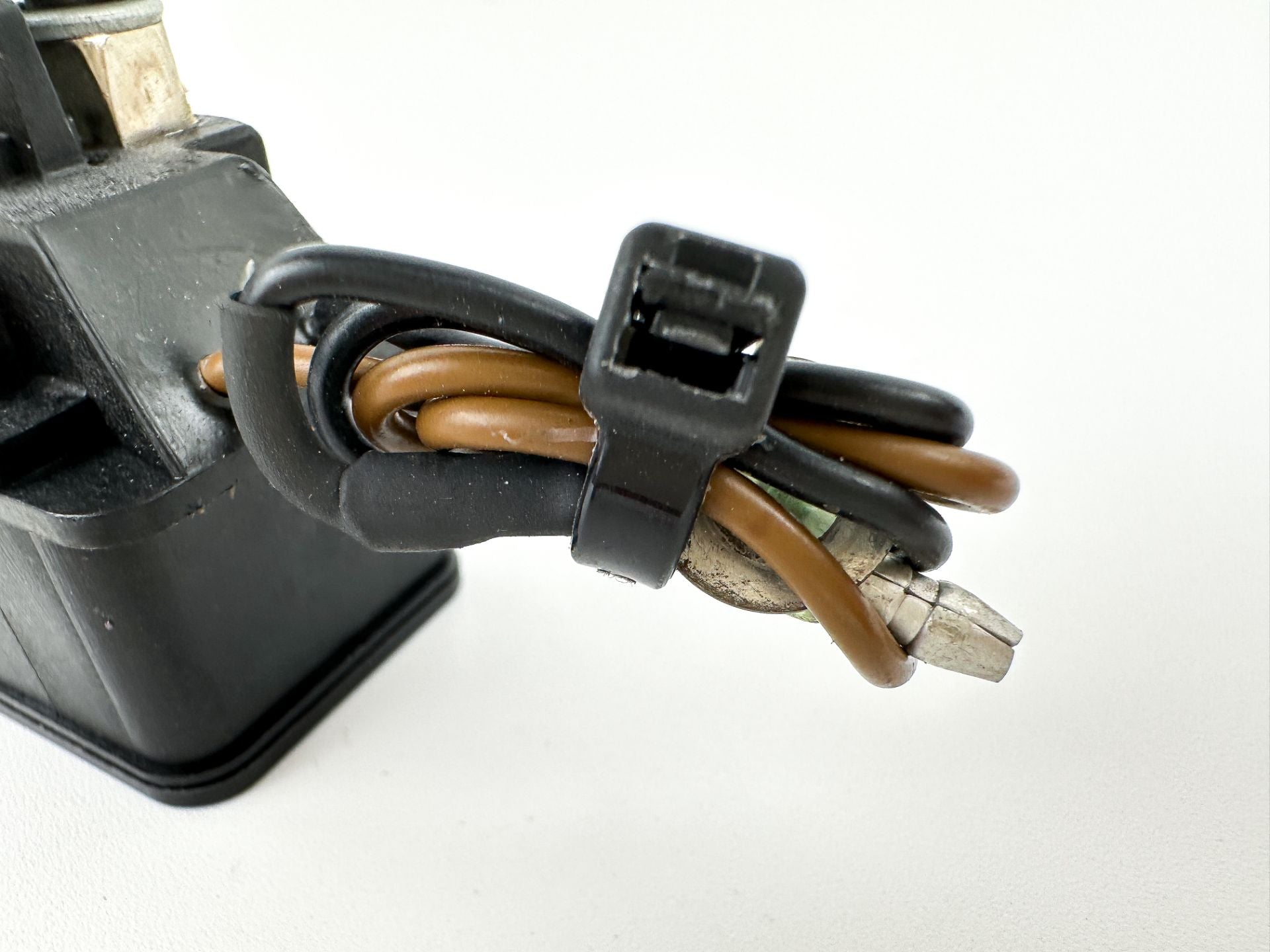 Yamaha 4 Stroke Outboard Starter Relay Assembly 68V-8194A-00-00