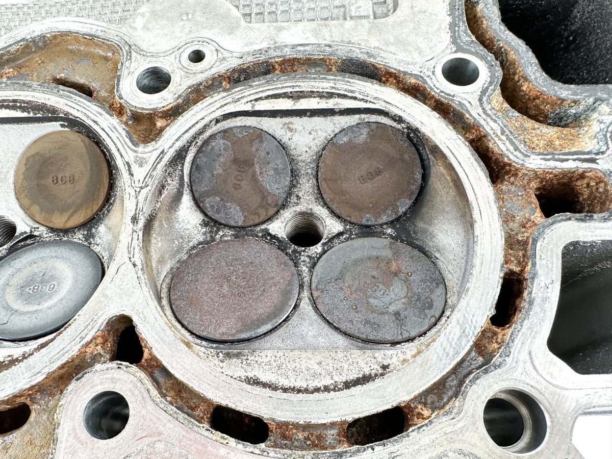 2012 Yamaha 250 HP 4 Stroke Outboard Starboard Cylinder Head 6CB-W009A-00-00 OEM