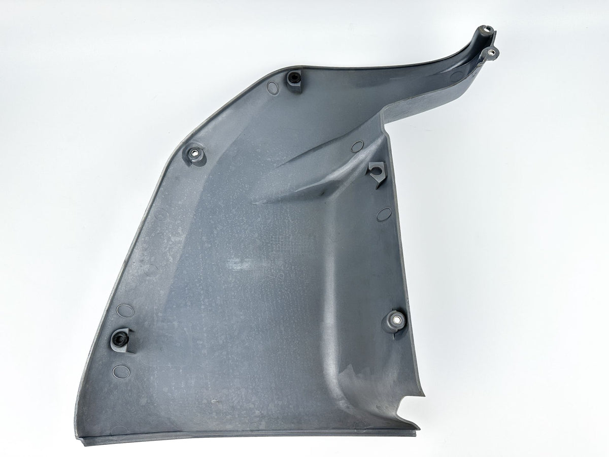2004 Yamaha 225 HP 4 Stroke Outboard Lower Apron Cover 69J-42741-00-8D OEM