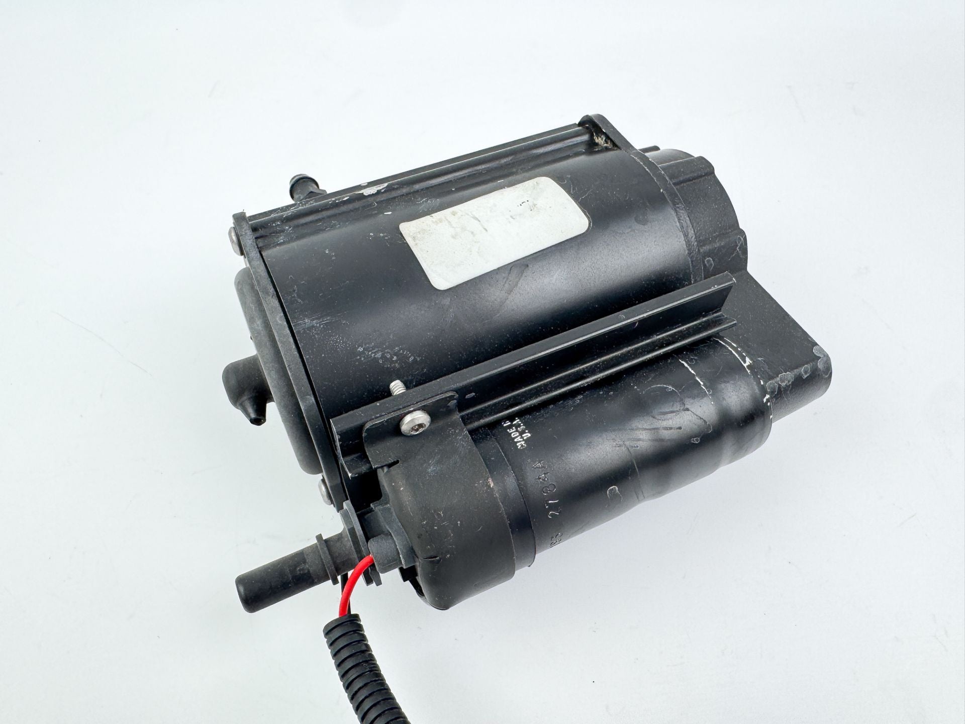 2005 Evinrude 115 HP 2 Stroke Outboard Vapor Separator Tank VST 5004428 Repair