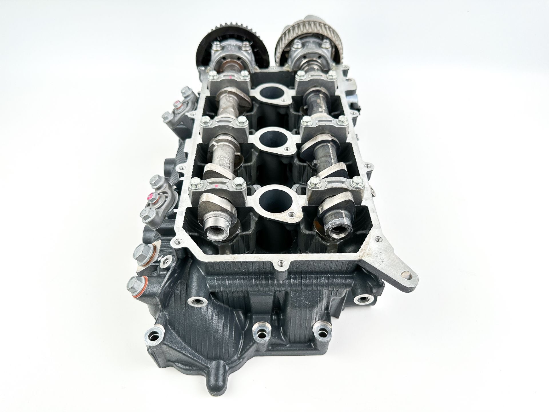 2015 Yamaha 250 HP 4 Stroke Outboard Starboard Cylinder Head 6CE-W009A-01-9S OEM