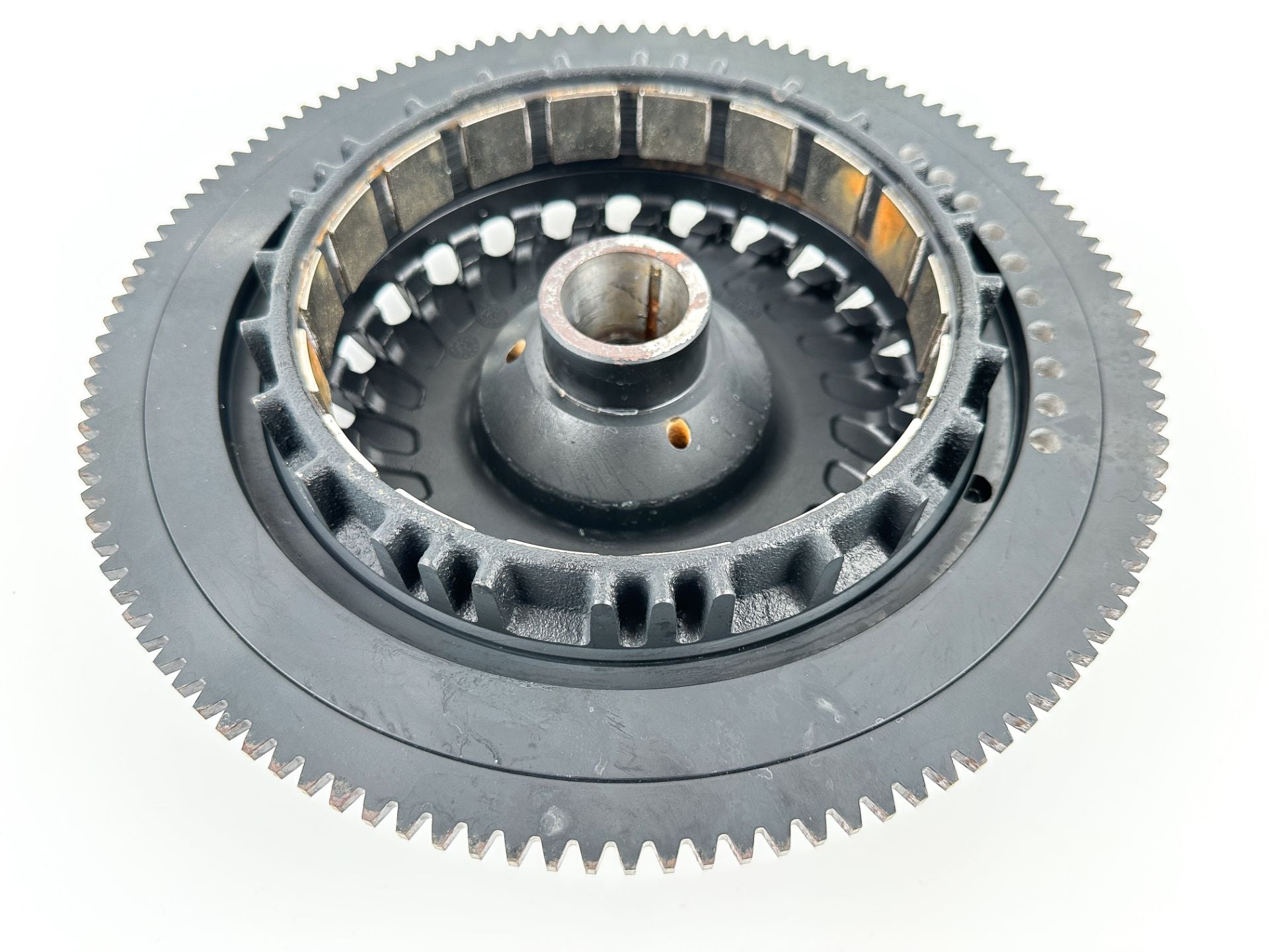 2014 Evinrude 300 HP 2 Stroke Outboard Flywheel 0586966 OEM