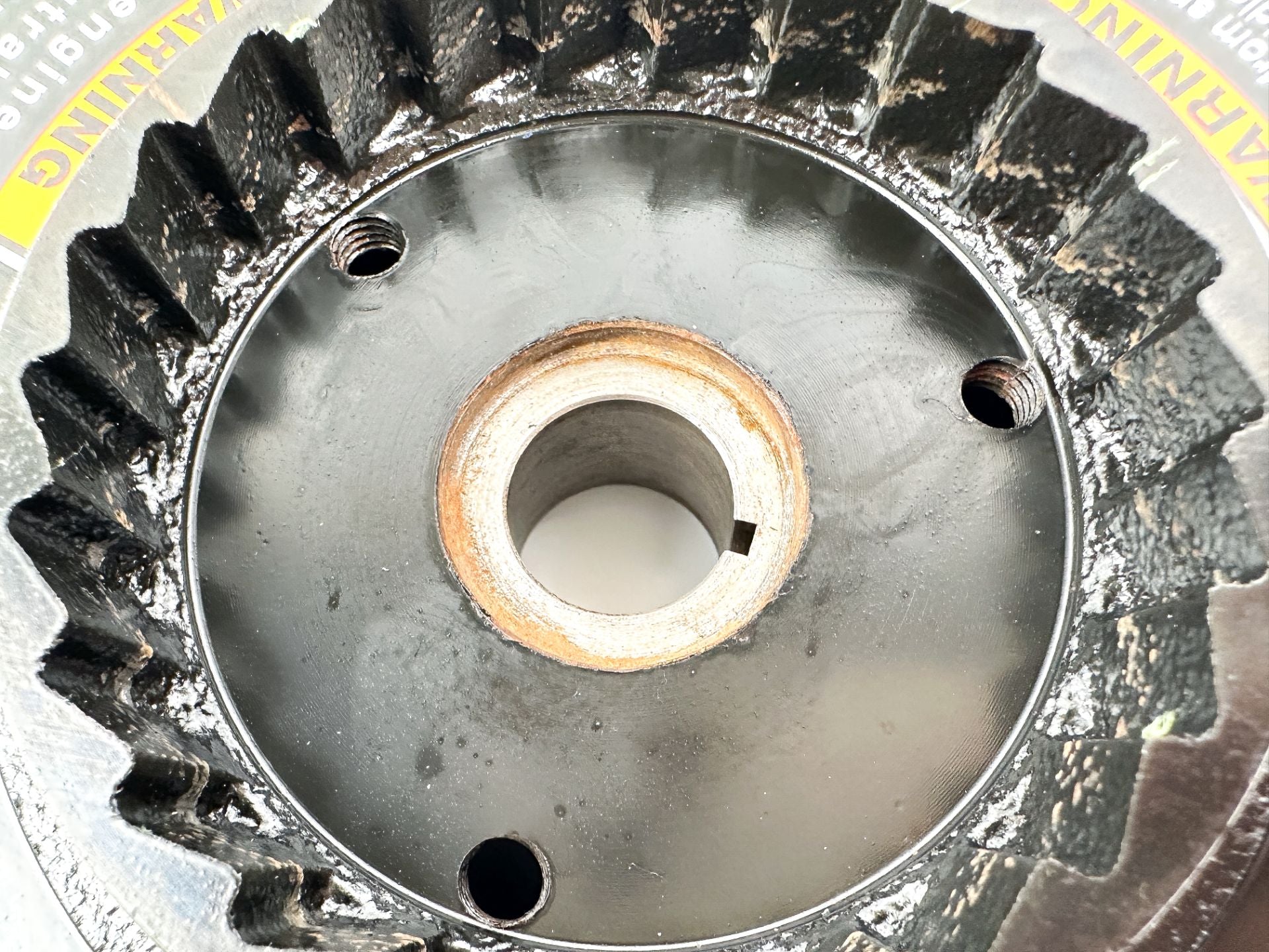 2000 Mercury 25 HP 2 Stroke Outboard Flywheel 818354T12 OEM