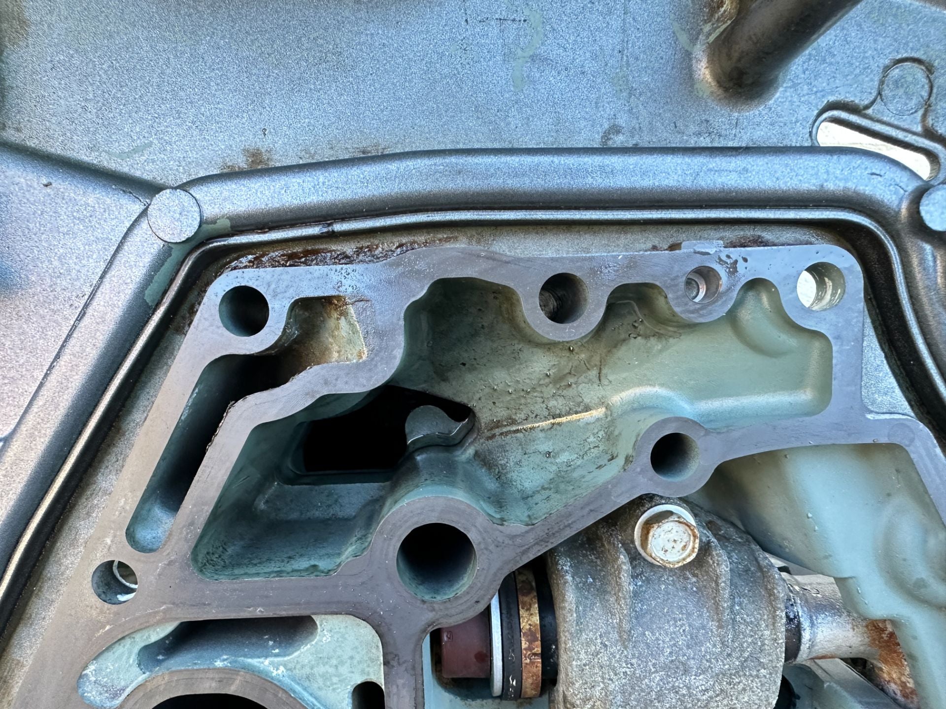 2004 Yamaha 225 HP 4 Stroke Outboard Complete Midsection & Swivel Bracket XL