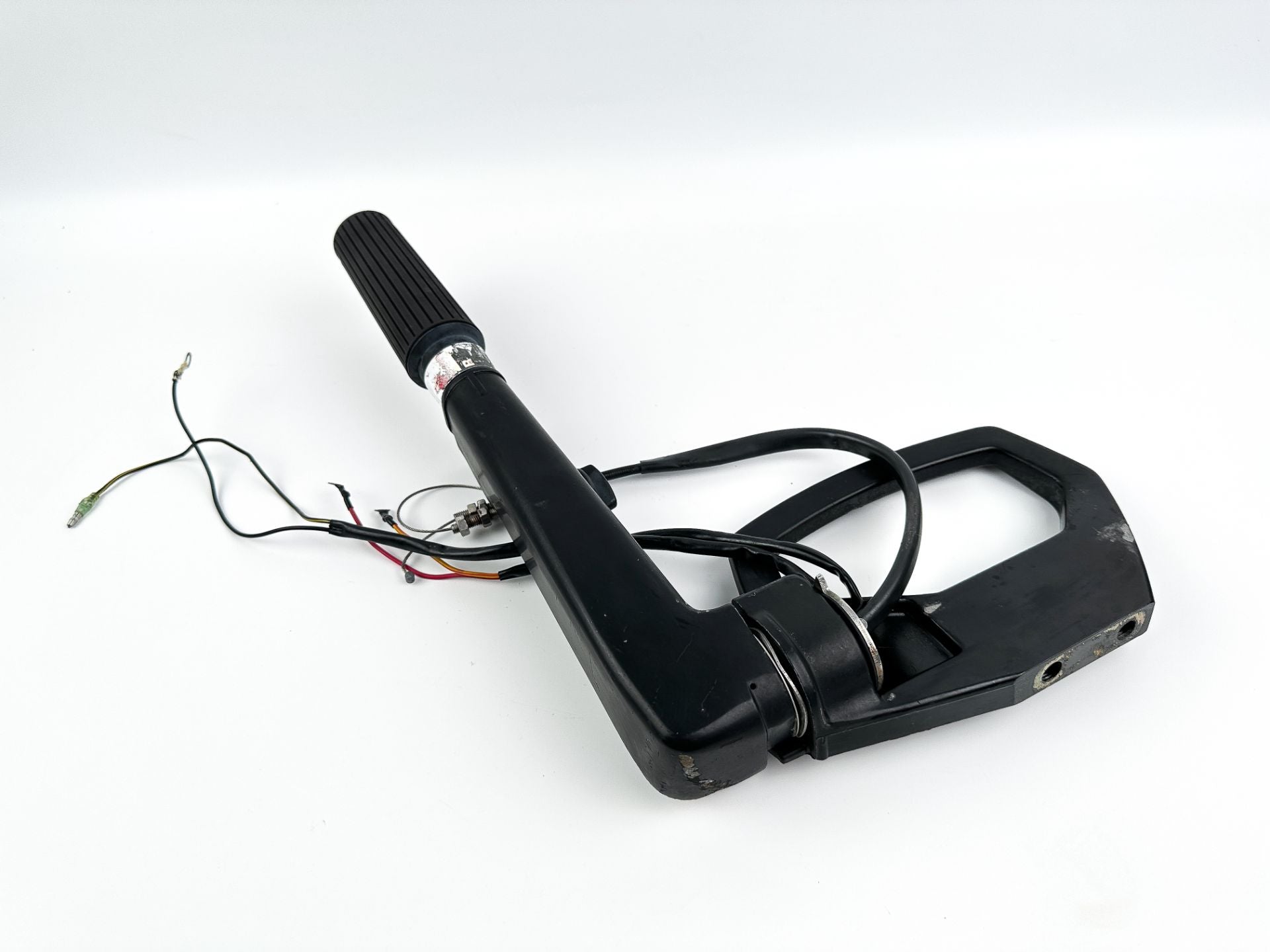 2000 Mercury 25 HP 2 Stroke Outboard Tiller Steering Handle 821468T4 OEM