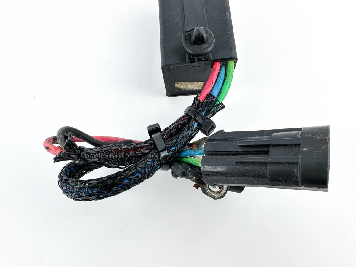 2008 Evinrude 200 HP 2 Stroke Outboard Trim Tilt Relay 0586767 OEM