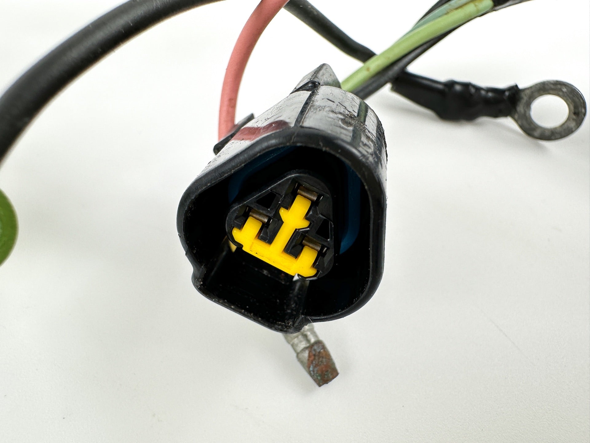 2003 Yamaha 70 HP 2 Stroke Outboard Engine Wire Harness 6H2-82590-13-00 OEM