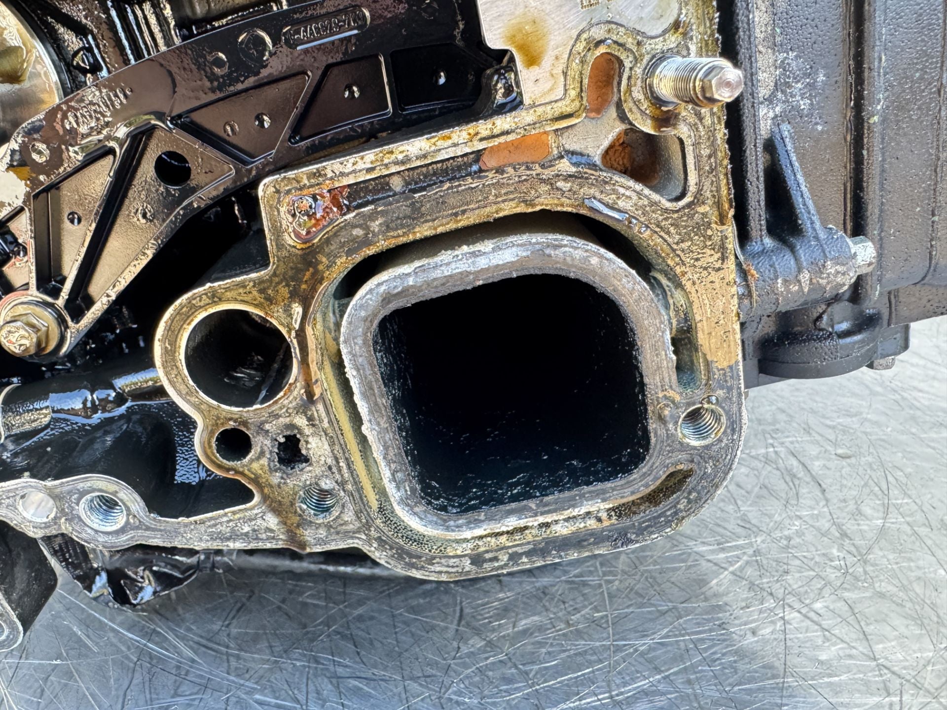 896499A07 Mercury Verado 135 150 175 200 HP L4 Powerhead Crankcase Long Block Assembly