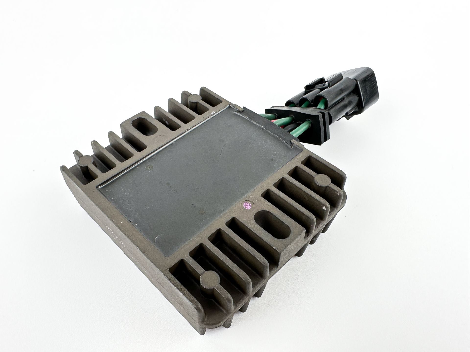 2011 Yamaha 115 HP 4 Stroke Outboard Rectifier & Regulator 68V-81960-10-00 OEM