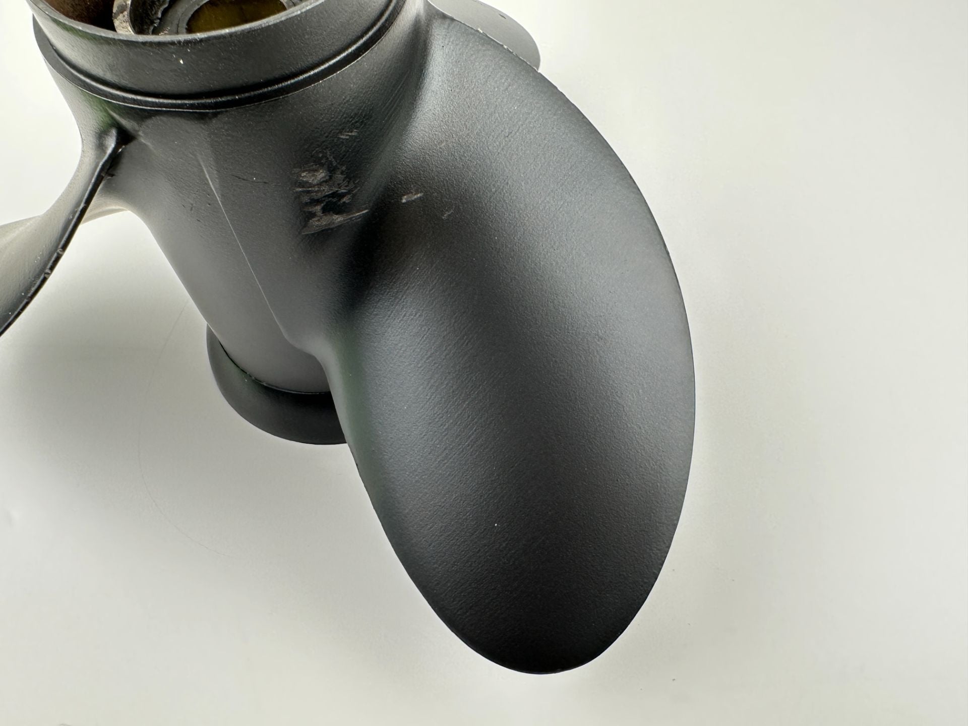 Evinrude Johnson 12 1/2 x 13P Propeller RH Standard 390849 OMC