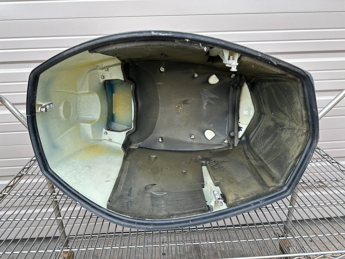 2013 Evinrude 150 HP 2 Stroke Etec Outboard Top Cowling 0285749 OEM