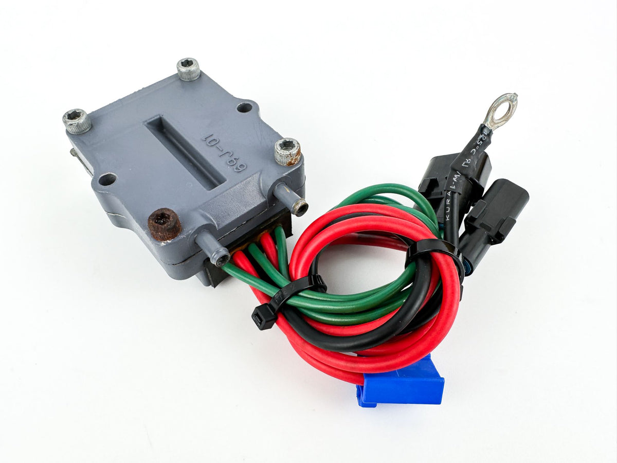 2002 Yamaha 200 HP 2 Stroke Outboard Rectifier & Regulator 68F-81960-00-00 OEM