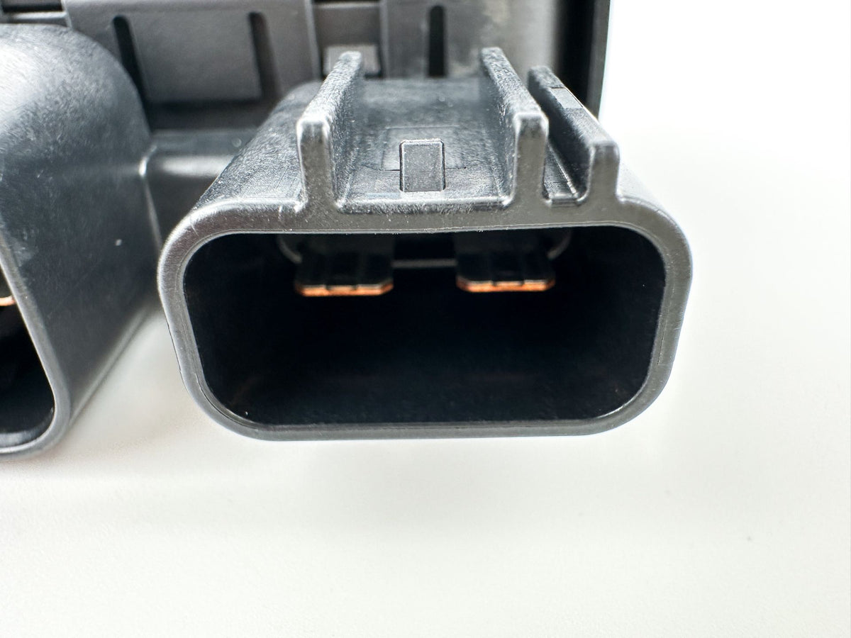 2017 Suzuki 200 HP 4 Stroke Outboard Trim Tilt Relay 38410-93J22 OEM
